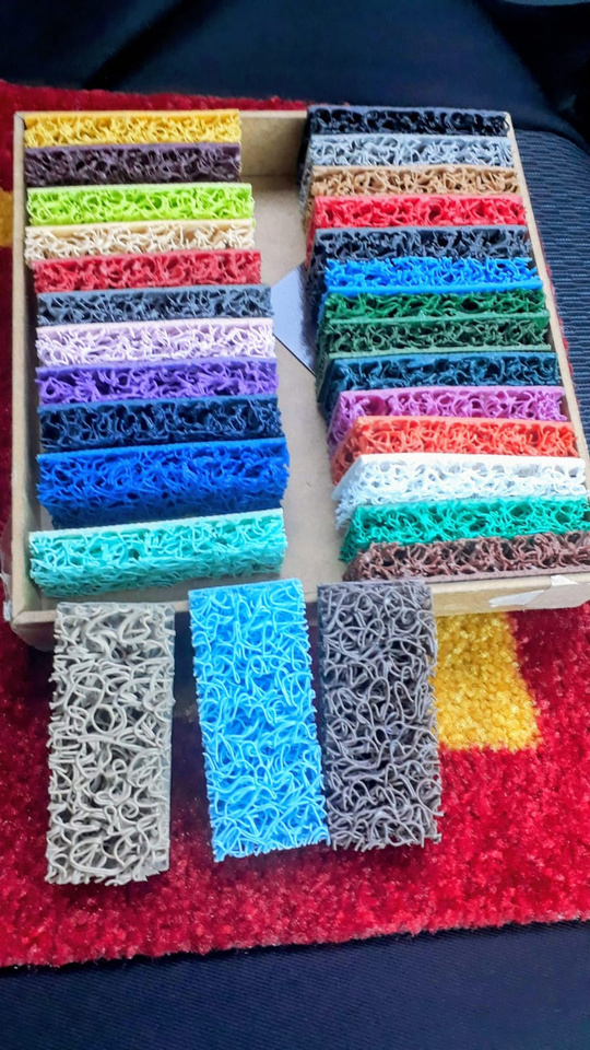 Tapetes em diversas cores